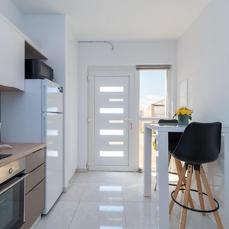 Apartment Leo Трогир Екстериор снимка